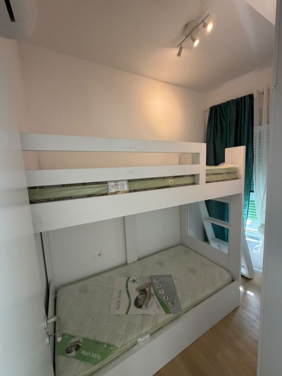Apartament 2+1 +Parkim me qira