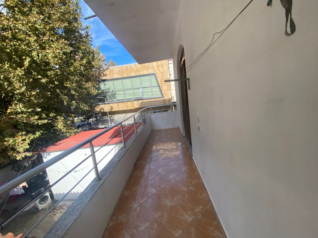 Empty 1+1 apartment for rent 5 Maji !