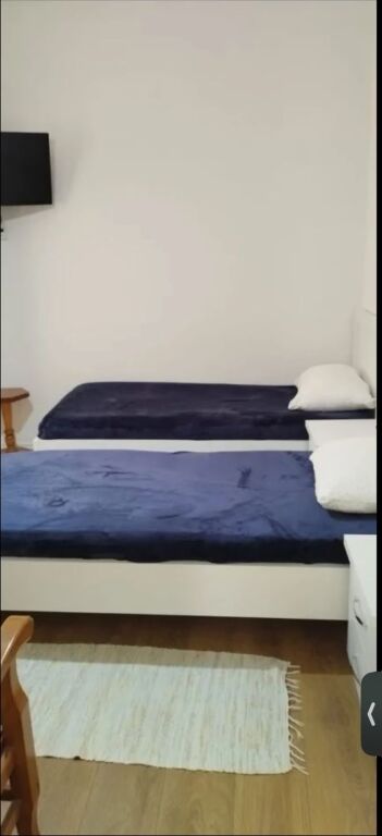 Garsoniere me qera tek Konviktet e Inxh tek 21 Dhjetori