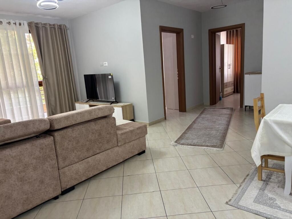 Apartament 2+1 me qera ne Yzberisht prane Grand Gallery
