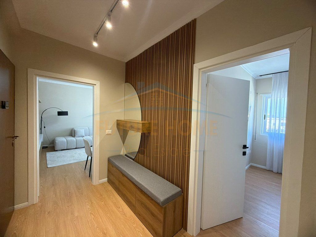 Shitet, Apartament 1+1, Kazazi, Durres.