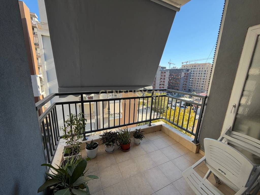 2+1+2 APARTMENT FOR RENT WITH BALCONY AT THE FORMER AVIATION FIELD!!