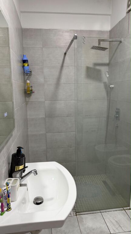 In affitto 1+ 1 +parcheggio 650 mila lek Green city