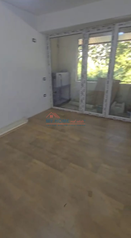 Apartament 1+1 ne shitje prane Harry Fultz ne Tirane