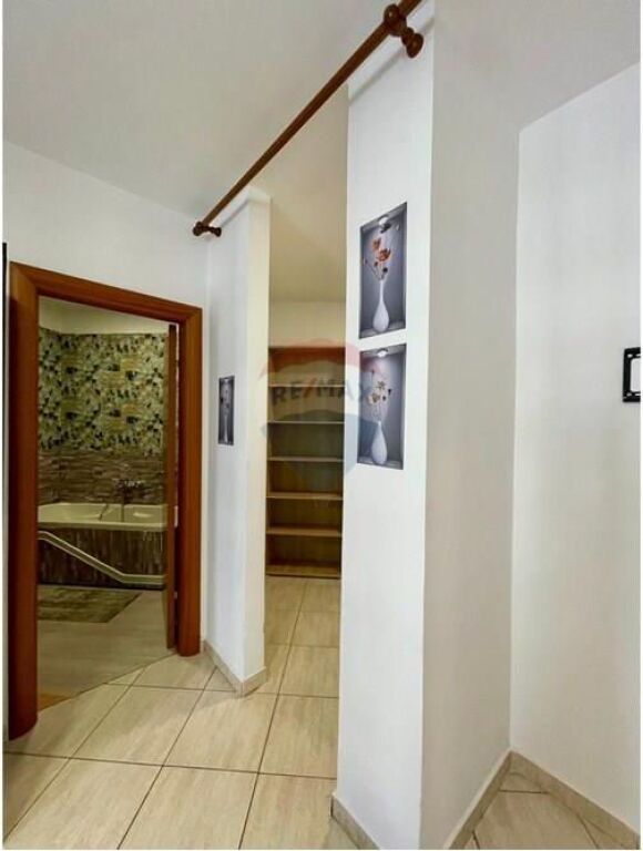 Apartament - Për Qira - Bulevardi Zogu I