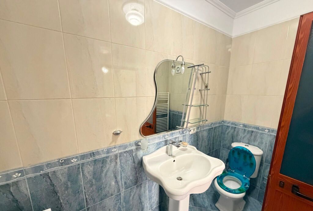 🏢Rruga e Barrikadave,prane Hotel Areela appartamento in affitto 2+1+2, arredato.75,000Leke