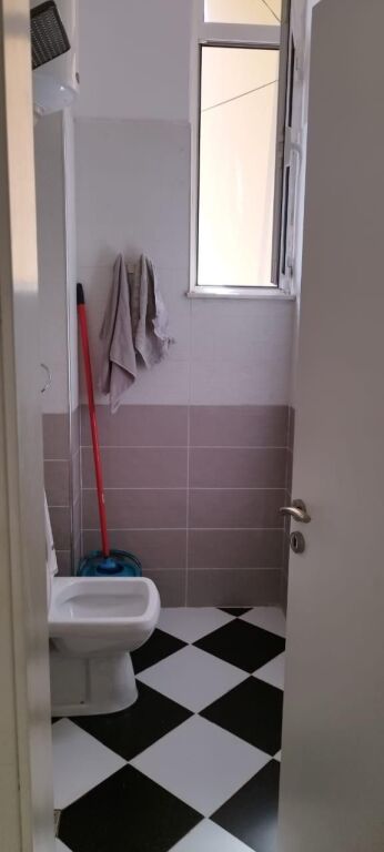 Garsoniere me Qira – Tek 21 Dhjetori !