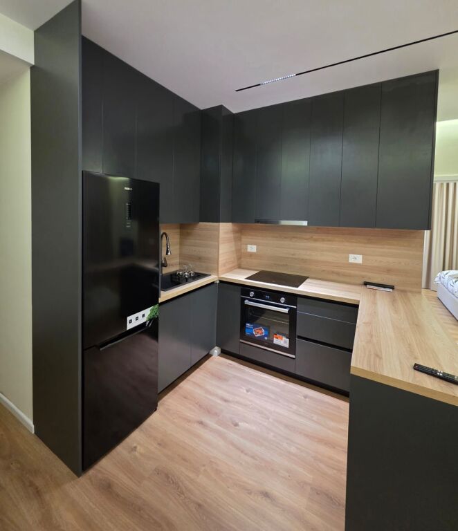 Shitet Apartament tek Kompleksi Kadiu