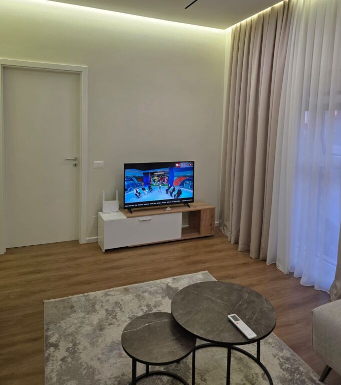 Shitet Apartament tek Kompleksi Kadiu