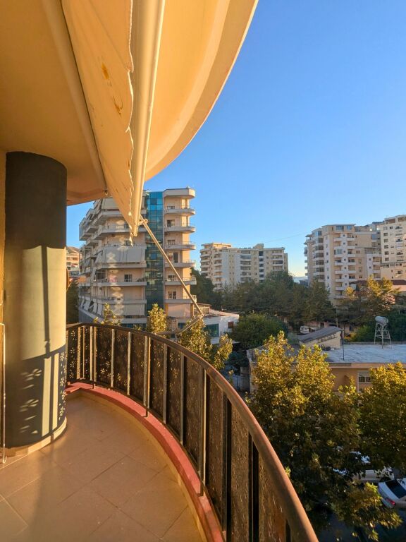 🆕🏡 🌊 SHITET APARTAMENT 3+1+2 + 4 Ballkone prane Hotel Partnerit ne Skele