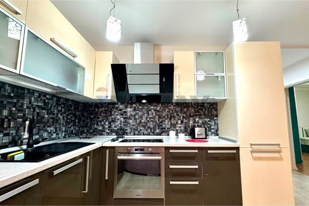 2+1 apartment for rent at 21 Dhjetori