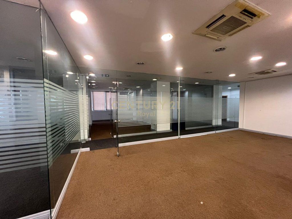 COMMERCIAL SPACE FOR RENT – ZOGU I ZI, TIRANA