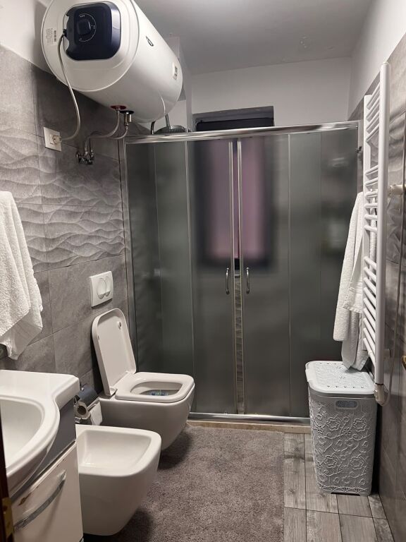 Apartament Me Qera 3+1 Tek Shkolla e Baletit (ID B23160) Tirane