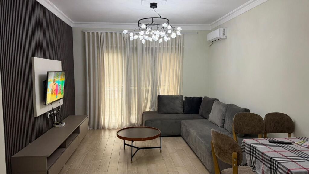In affitto 1+ 1 +parcheggio 650 mila lek Green city