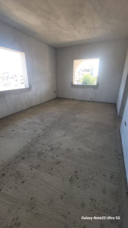 🏡 SHITET VILË 2-KATËSHE + PAPAFINGO NË KAVAJË