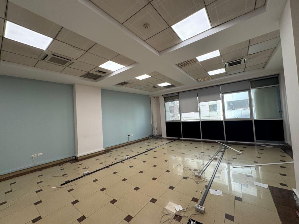 BUSINESS SPACE FOR RENT