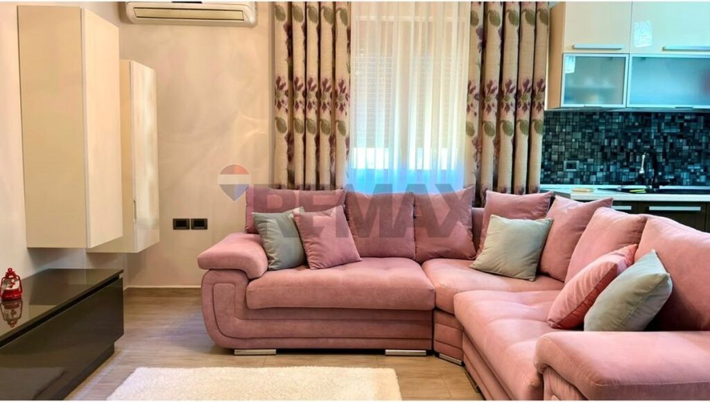 2+1 apartment for rent at 21 Dhjetori