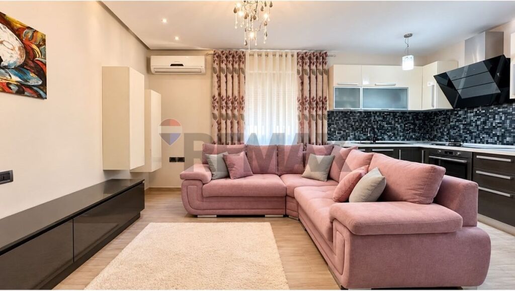 Appartamento - In Affitto - Via Muhamet Gjollesha