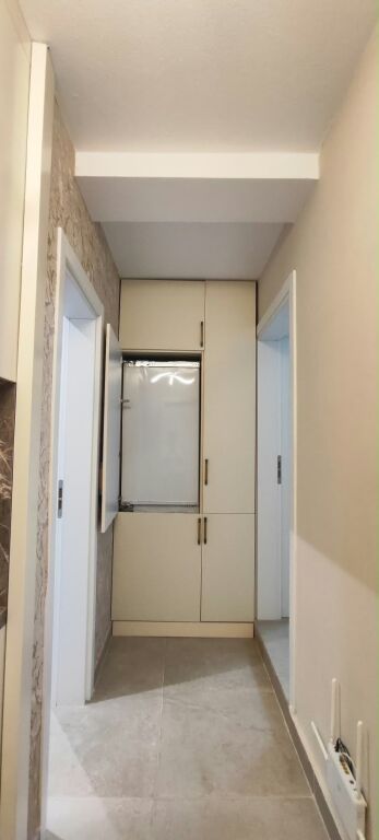 Shitet, Apartament 1+1, Liceu, Tirane