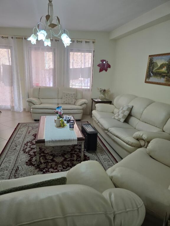 APARTAMENT 1+1 ME QIRA – MINE PEZA
