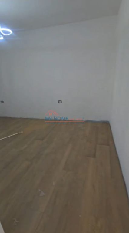 Apartament 1+1 ne shitje prane Harry Fultz ne Tirane