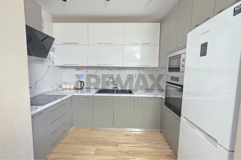 Appartamento - In Vendita - 9 Katëshet, Tirana(ID: 530571013-52)