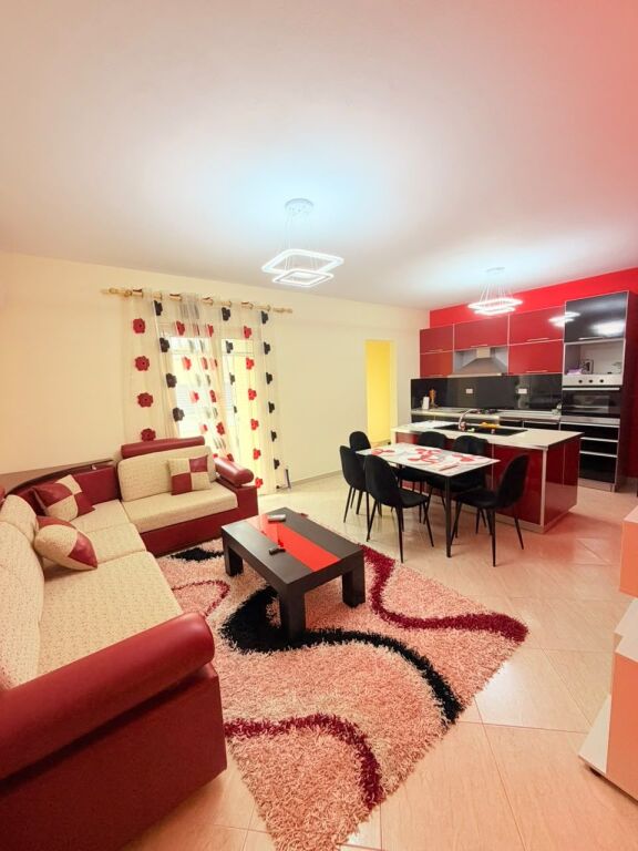 APPARTAMENTO 2+1+2 IN AFFITTO VICINO A GEGA OIL BEACH, DURRES