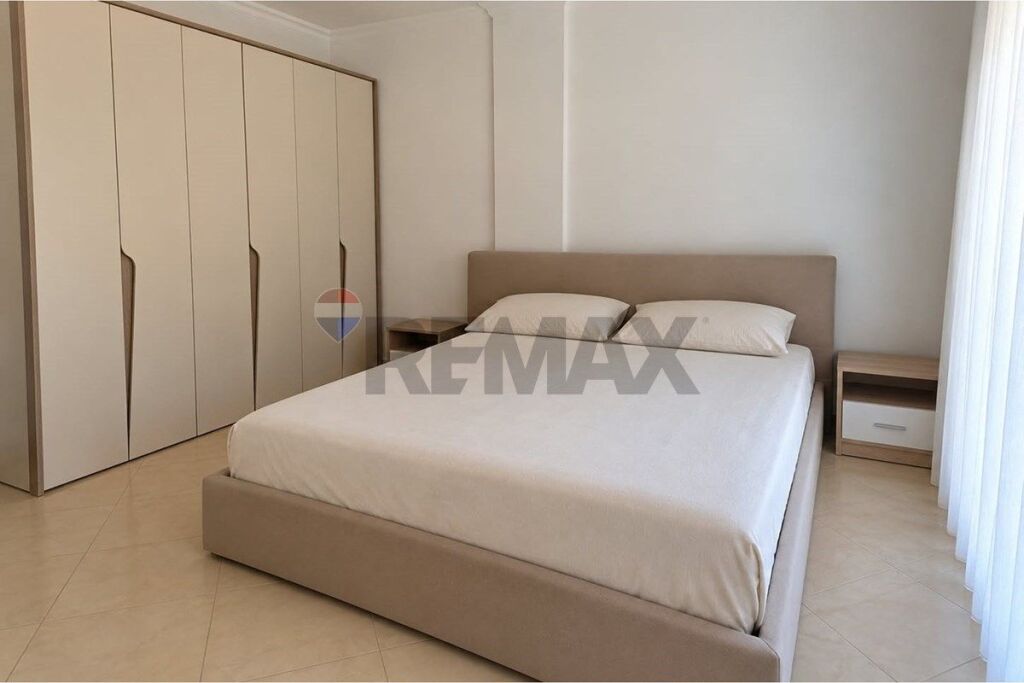 Appartamento - In Affitto - Tower Bridge, Tirana