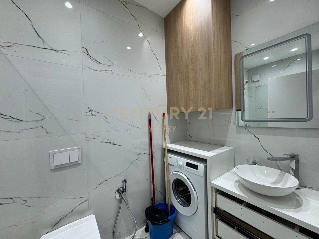 2+1 Apartment for Rent on Mine Peza Street, in Golden Tower Residence Tirana - 900€ | 93.7 m² 1,000 € /Month