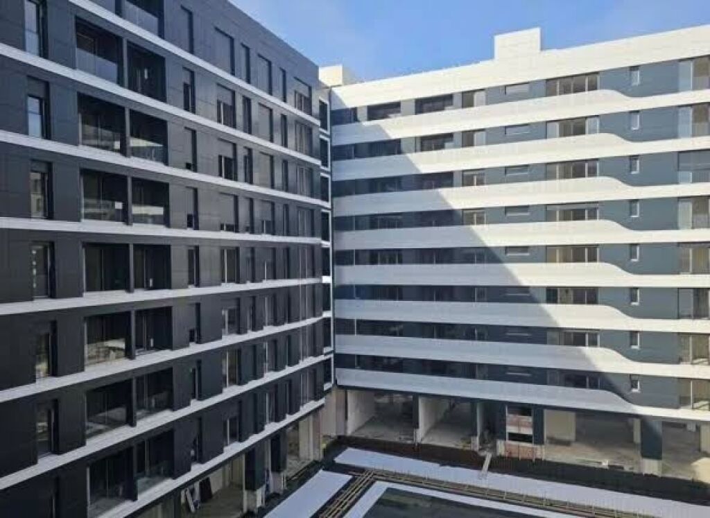 Vendesi appartamento 2+1 + 2 bagni in parallel living residence Don Bosko📍