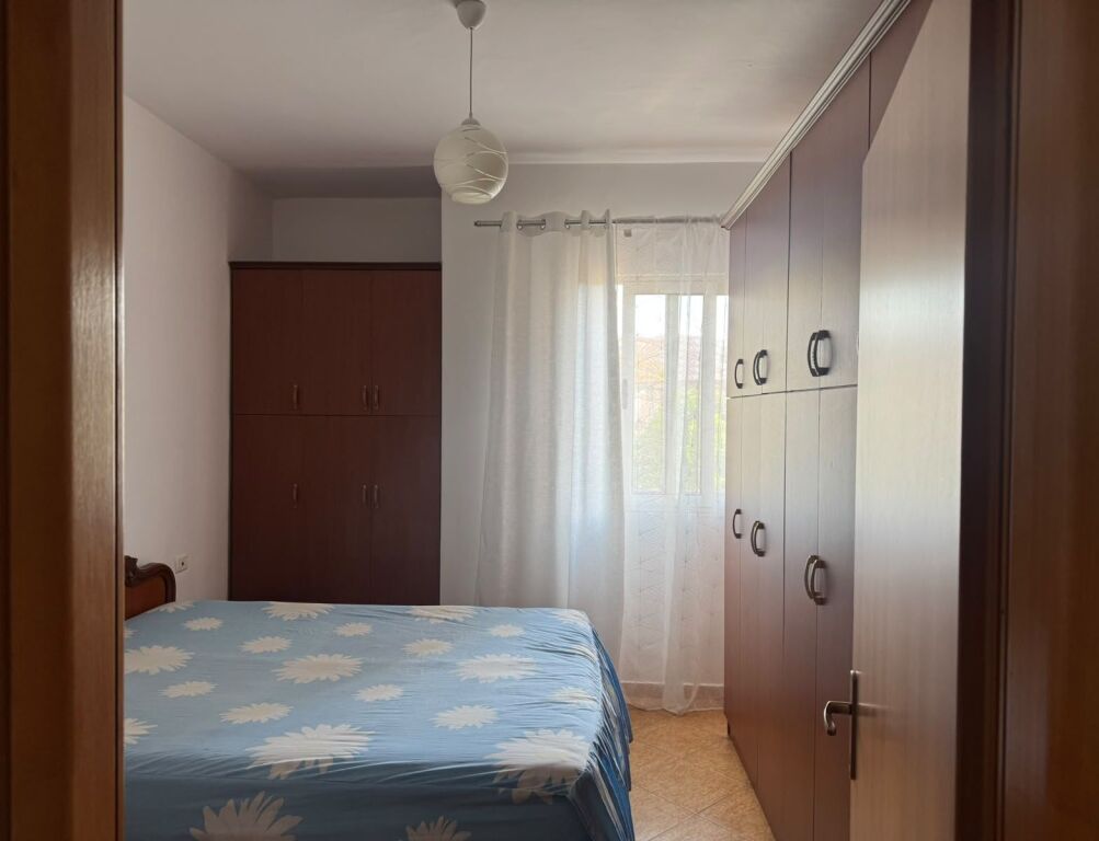 2+1 apartment for rent in Astir (50,000 lek)