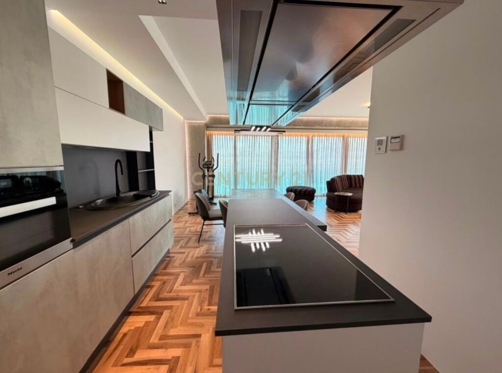 APPARTAMENTO 1+1 IN AFFITTO CON POSTO AUTO NEL RESIDENCE AMBASSADOR 3 VICINO AD AIR ALBANIA