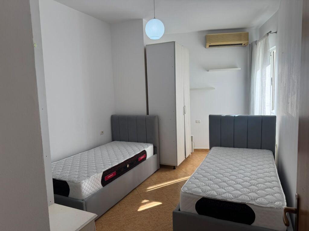 2+1 apartment for rent in Astir (50,000 lek)