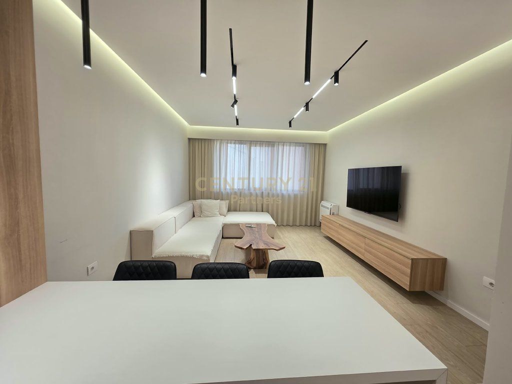 APPARTAMENTO MODERNO IN AFFITTO – URBAN GATE, ASTIR