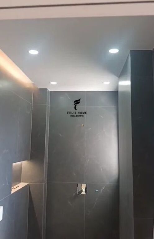 OFFICE FOR RENT 76 M2 DON BOSKO 50,000 LEKE FH-99943