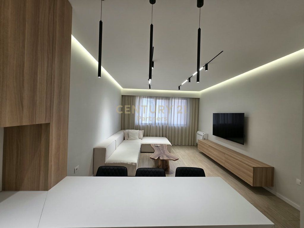 APPARTAMENTO MODERNO IN AFFITTO – URBAN GATE, ASTIRR 550 € /Mese 50,000 Lekë /Mese