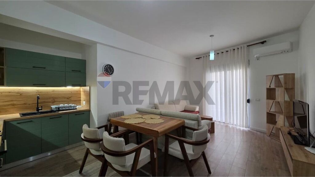 🏡 1+1 APARTMENT FOR SALE – UJI I FTOHTË, VLORË! 🌊