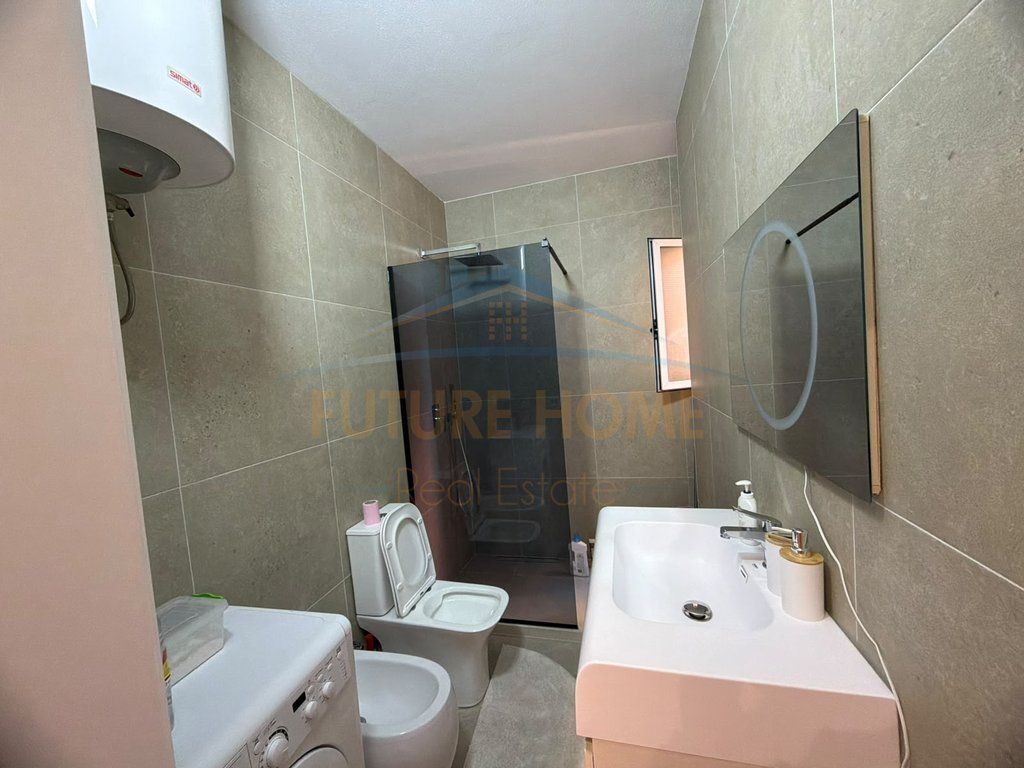 Shitet, Apartament 1+1, Kazazi, Durres.