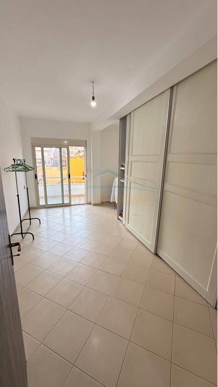 Shitet, Apartament 2+1+2, Kazazi, Durrës.