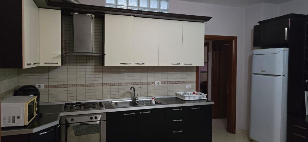 Fresk, near Supermarket Spar2, apartment for rent, 2+1+2, furnished, 50,000 Lek