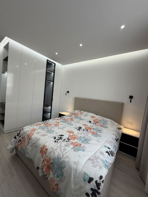 JEPET ME QIRA APARTAMENT 2+1 TEK UNIVERS CITY!