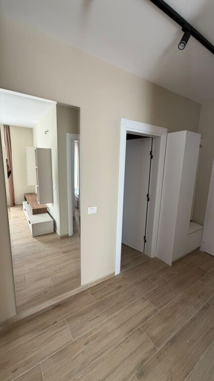 SHITET APARTAMENT 2+1 PRANE HOTEL FLOWER, GOLEM