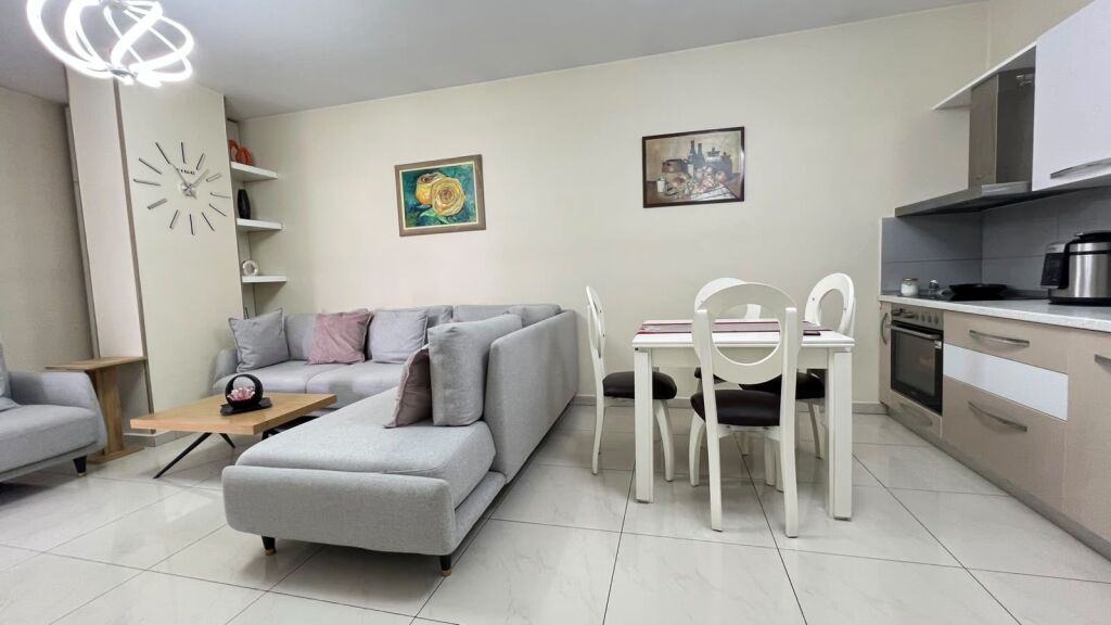 3+1 APARTMENT FOR SALE PARIS COMMUNE TIRANA