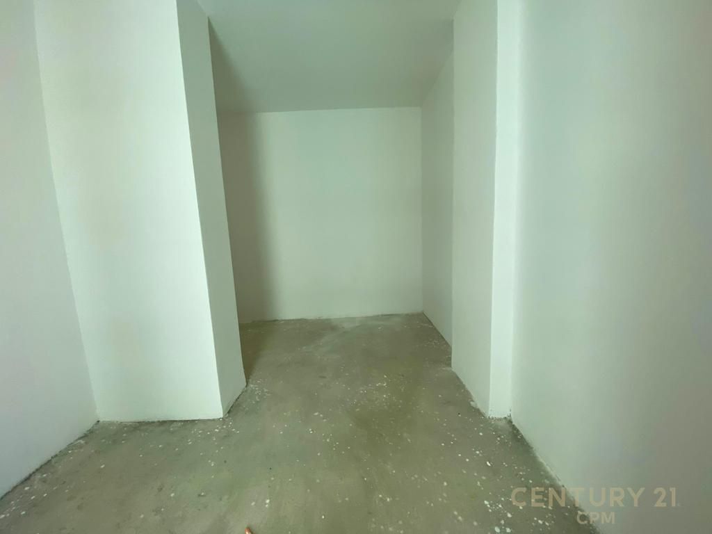 BARGAIN SPLENDOR RESIDENCE WE ARE SELLING A 3+1+2 APARTMENT + STORAGE ROOM 216,000 €