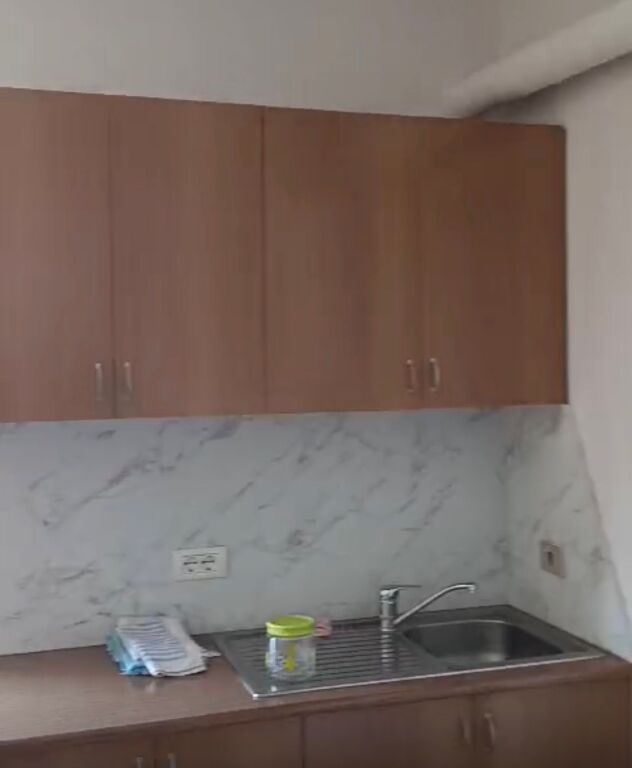 2+1 apartment for rent on Durres Street!