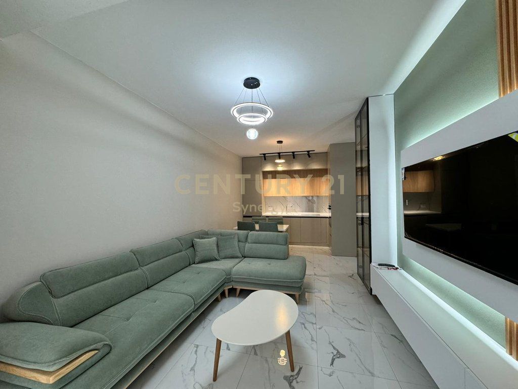 Appartamento 2+1 in Affitto in Via Mine Peza, nel Golden Tower Residence Tirana