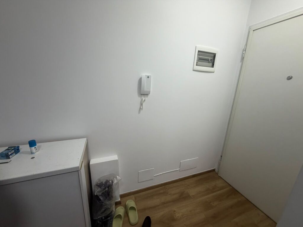 Furnished 1+1 for rent at Treni, 3rd floor, elevator, 600 eu