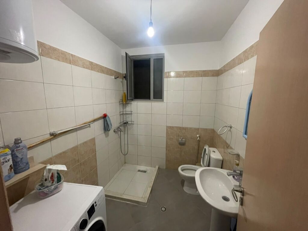Jepet me qera apartament 2+1 📍 Astir