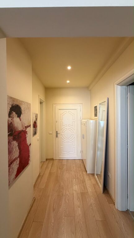 Apartament me qira prane 21 Dhjetorit!