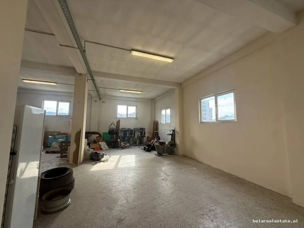Negozio in affitto a Yzberisht (IDBM369) Tirana